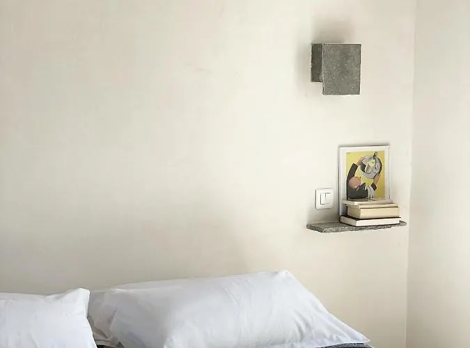 Villa A Casa Di Santa Giulia