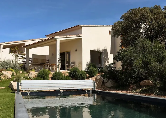 Villa A Casa Di Santa Giulia