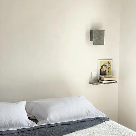 Villa A Casa Di Santa Giulia